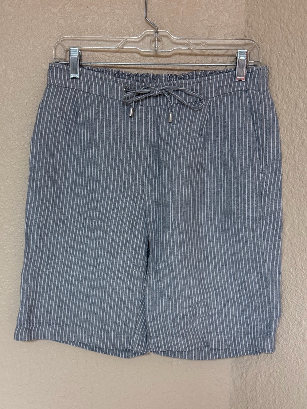 4/$20 Chico’s Drawstring Linen-Blend Stripe Women’s Shorts - Blue